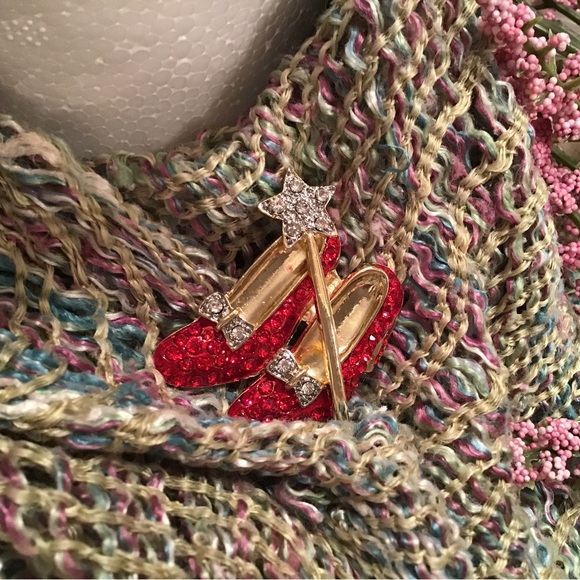 Ruby Slippers Brooch    ♦️[2/$34.00]♦️ - Picture 2 of 4